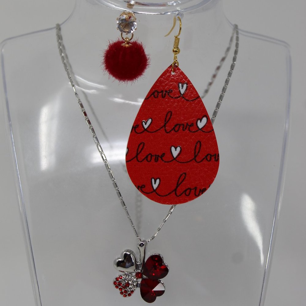 Love Jewelry Set in Red